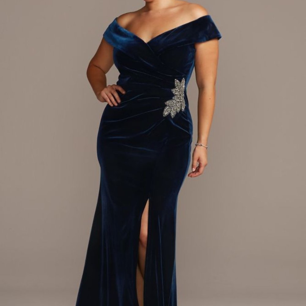 COPY - Alex Evenings Womens Formal Plus Size Blue Velvet Dress Gown Mother of B…